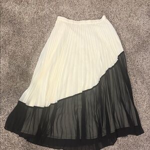 Banana Republic Asymmetrical Black and White Skirt
